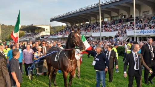 Ippica, slitta la passerella di Varenne