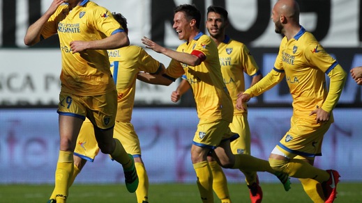 Serie A, Frosinone - Palermo: quote da testa a testa, il pari a 3,30