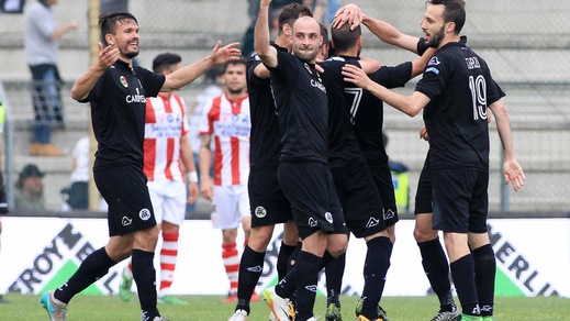 Serie B lo Spezia cala il tris in casa del Vicenza