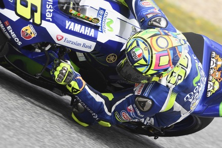 MotoGp, Jerez: Rossi show, è primo!
