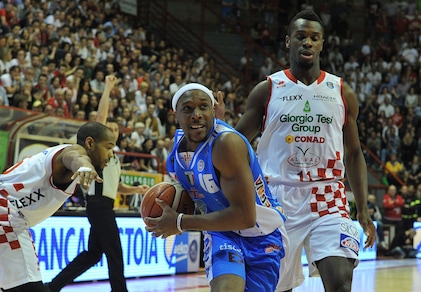 Basket Serie A, la corsa alla salvezza e ai playoff