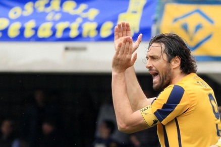 Serie A Verona, Toni rientra. Stop per Souprayen