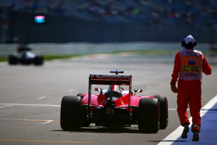 F1, Russia: per Vettel cinque posizioni di penalità in griglia