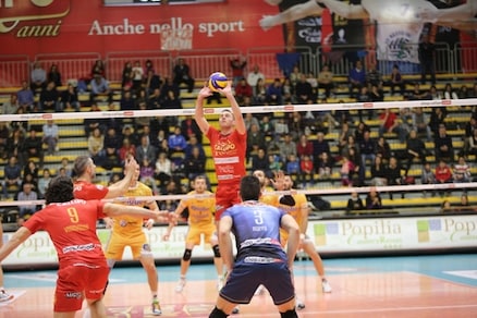 Volley: A2 Maschile, il primo round della finale è di Vibo