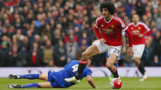 Manchester United, Van Gaal: «Tirare i capelli? Consentito solo nel sesso masochista»