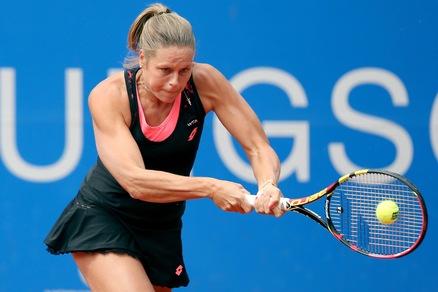 Tennis, Wta Madrid: Knapp al secondo turno, Vinci eliminata