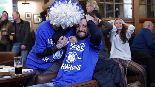 Leicester, tifosi in delirio dopo Chelsea-Tottenham: Ranieri campione