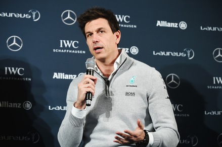 F1 Mercedes, Wolff: «Ferrari in difficoltà a Sochi»