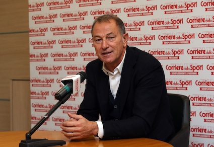 Italia, De Biasi: «Io ct? Sarebbe un onore. Titolo Ranieri pura poesia»