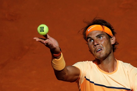 Tennis, Rafa Nadal agli ottavi di finale del Mutua Madrid Open