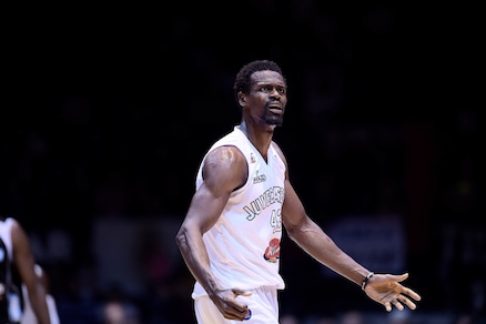 Della Valle affonda Bologna, retrocede la Virtus