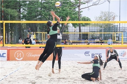 Beach Volley: Menegatti-Orsi Toth agli ottavi di Sochi