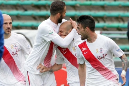 Serie B, Bari-Cagliari: pugliesi favoriti a 2,54