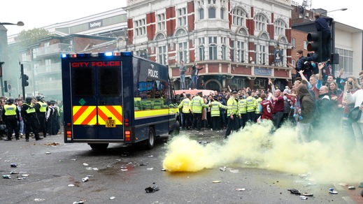 Premier Leaugue, il West Ham annuncia daspo a vita per tifosi teppisti