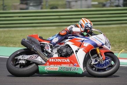 SBK Misano: Hayden e Giugliano i più veloci nelle libere