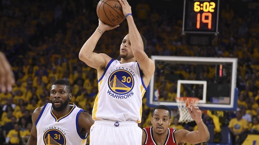 Basket, Nba: in quota finale Curry-LeBron