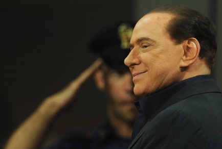 Milan ai cinesi, Berlusconi presidente onorario. Ecco le cifre dell'accordo