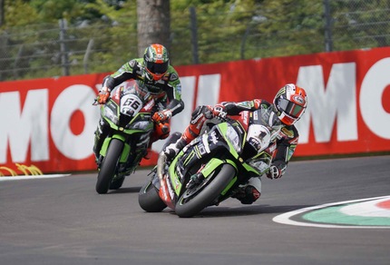 Sbk: Kawasaki domina prime libere a Sepang