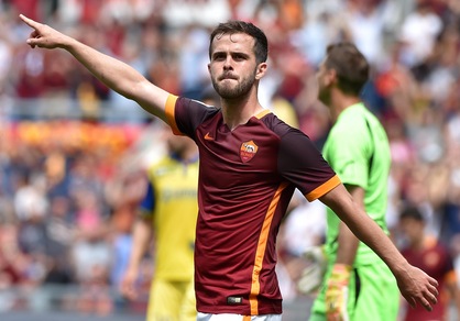 Calciomercato Roma, a Barcellona già sognano Pjanic
