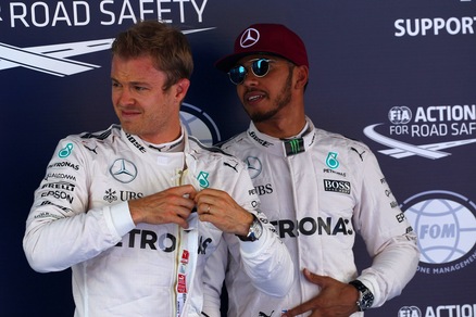 F.1 Mercedes troppo forte spaventa gli investitori