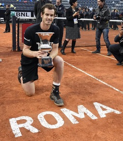 Tennis, Internazionali d'Italia: Murray Re di Roma, Djokovic si arrende