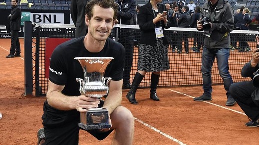 Tennis, Internazionali d'Italia: Murray Re di Roma, Djokovic si arrende