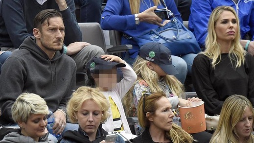 Calciomercato Roma: Totti, bagno di folla al Foro Italico. Bocca cucita su Pallotta