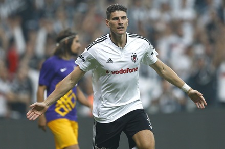 Calciomercato Fiorentina, Mario Gomez: «Forse rimango al Besiktas»