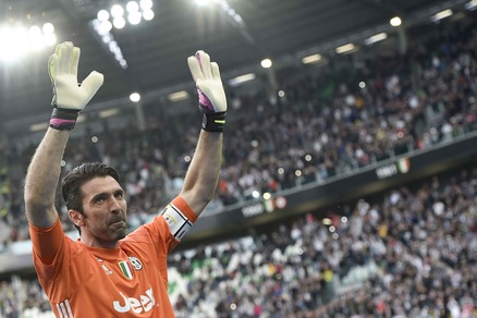 Juventus, Buffon: «Due anni per la Champions. Pjanic? E' fortissimo»