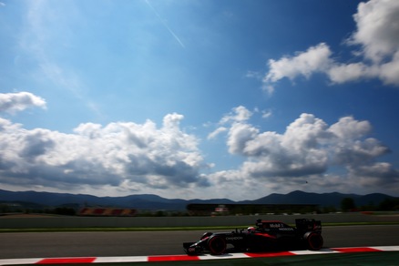 F1, test Barcellona: Button il più veloce in mattinata