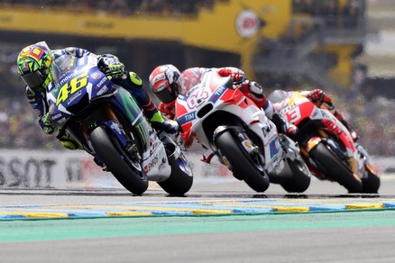 MotoGp Assen: vince Miller, Rossi out
