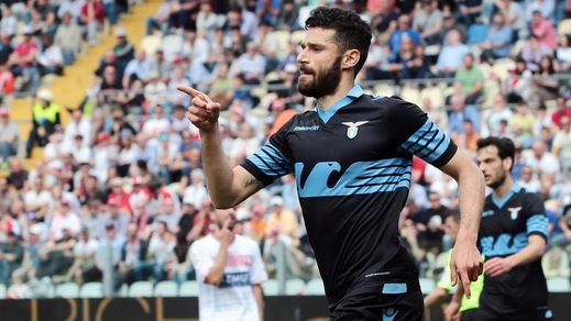 Lazio, l'agente di Candreva: «Non piace soltanto all'Inter»