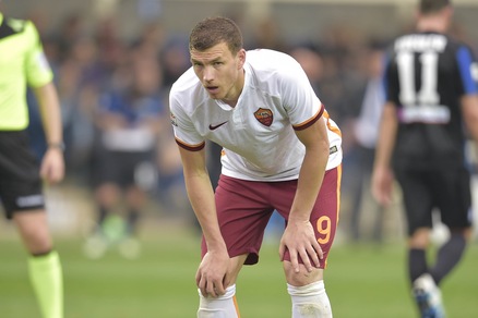 Calciomercato: l'Inter vuole Dzeko. Roma, sogno Icardi