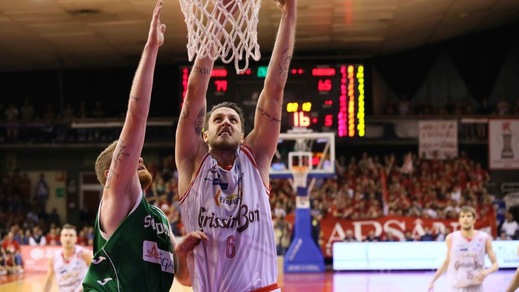 Basket Serie A, Reggio Emilia vola con Polonara