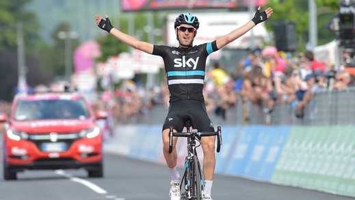 Ciclismo, Giro d'Italia: Nieve domina sulle montagne