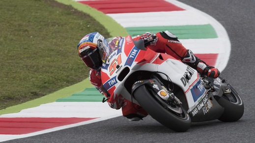 MotoGp, Mugello: Iannone domina nelle seconde libere