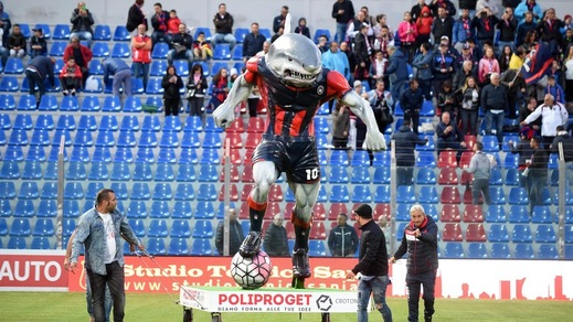 Crotone-Entella 1-0, passerella allo Scida