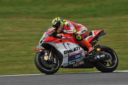 MotoGp Mugello: terze libere a Iannone, Rossi ottavo