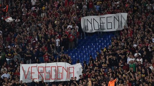 Coppa Italia, paura nella notte a Roma: due tifosi accoltellati