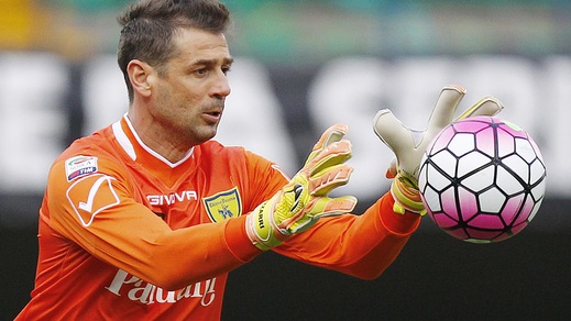 Calciomercato Palermo, in porta Carrizo o Bizzarri