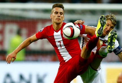 Calciomercato, la Roma su Milik: che derby con la Lazio!