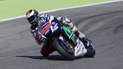 MotoGp Mugello: capolavoro Lorenzo, Rossi fuori