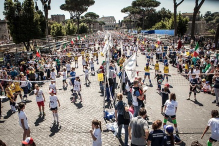Volley: In 7000 ai Fori Imperiali per ricordare Franco Favretto