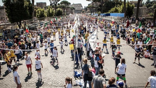 Volley: In 7000 ai Fori Imperiali per ricordare Franco Favretto
