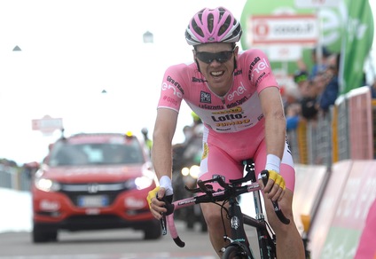 Giro d’Italia, Kruijswijk scala le quote
