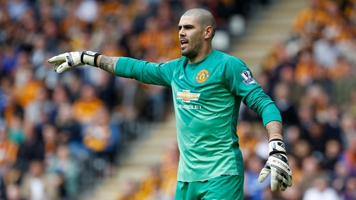 Calciomercato Manchester United: «Mourinho mette alla porta Valdes»