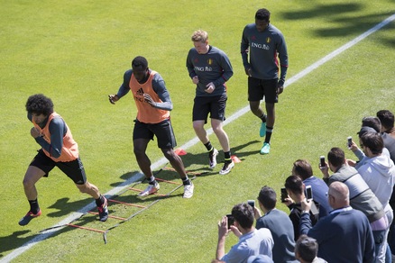 Euro 2016, il Belgio al lavoro: Nainggolan ancora a parte