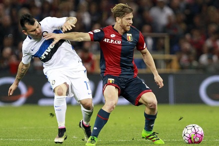 Calciomercato, il Genoa riscatta Ansaldi: dietro spinge la Roma