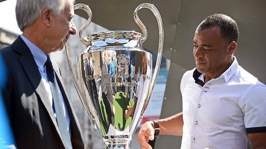 La Champions League arriva a Milano: c'è anche Cafu