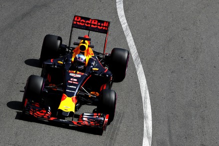 F1 Gp Monaco: vola la Red Bull, Ferrari indietro